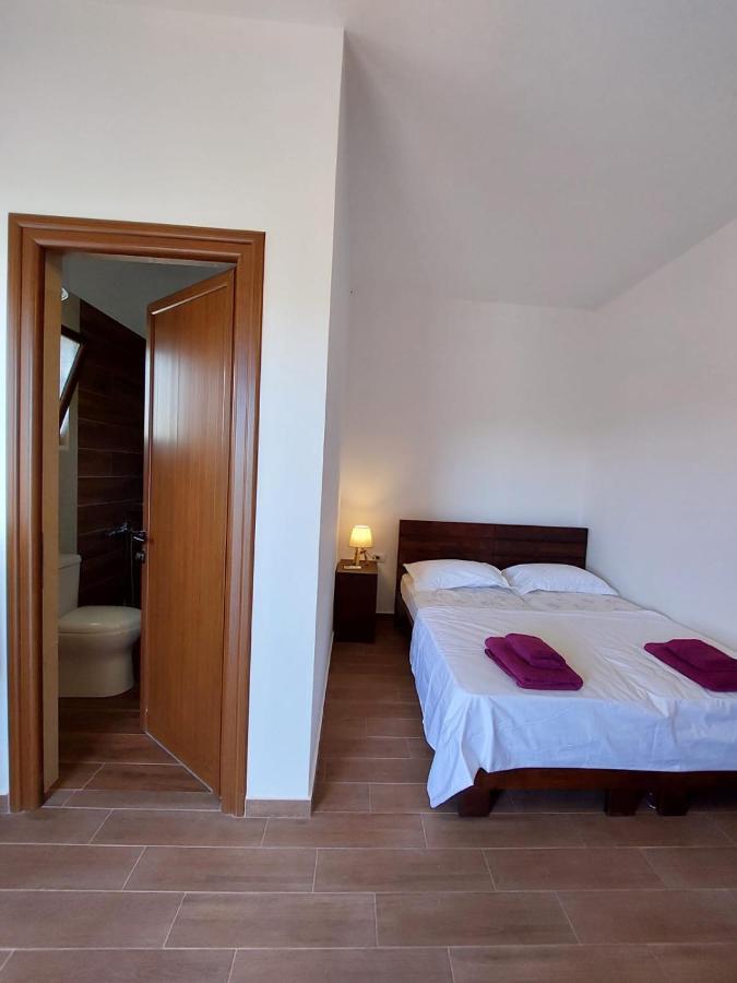 Guest House Gorani Μπεράτ Εξωτερικό φωτογραφία