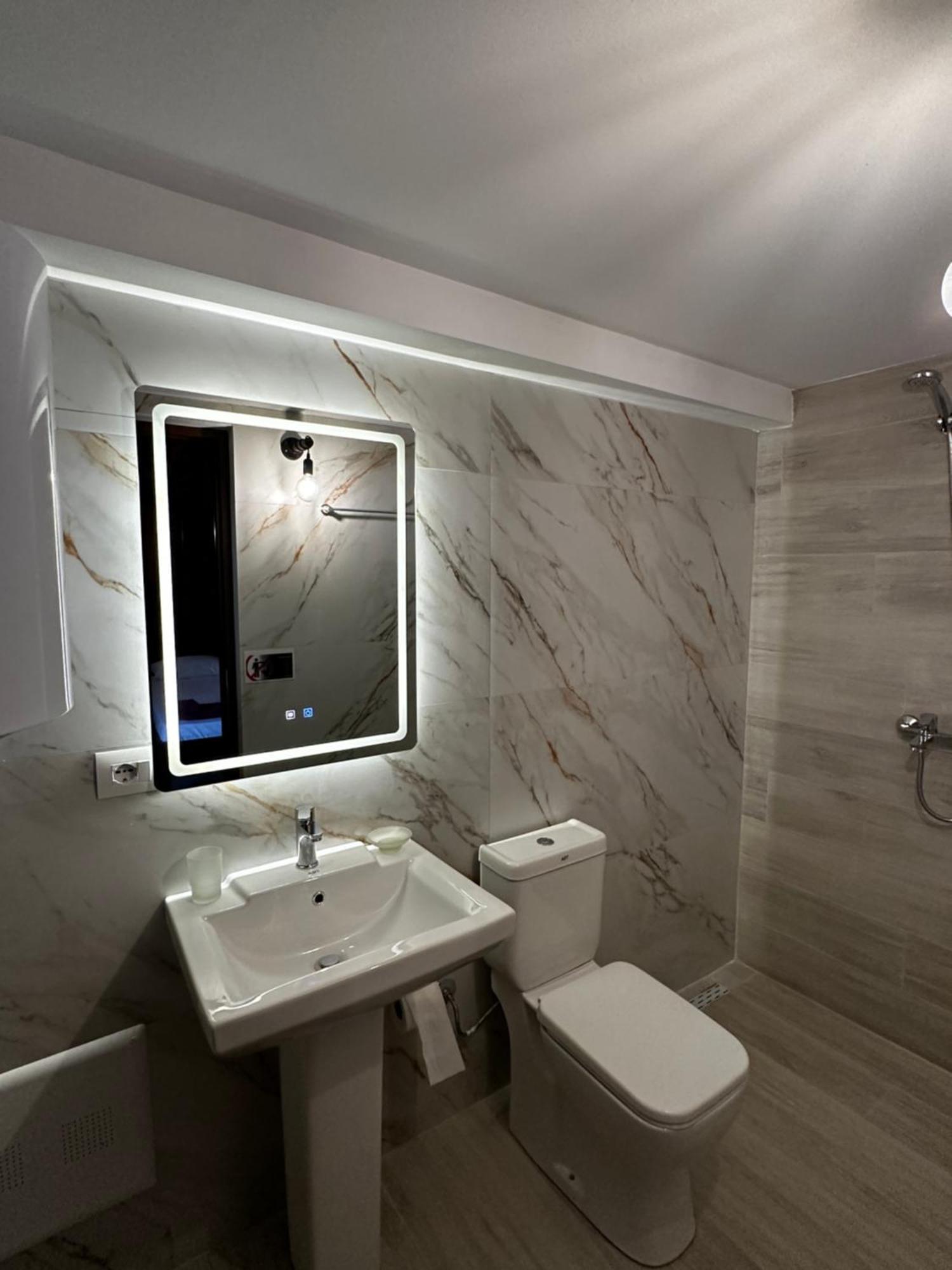 Guest House Gorani Μπεράτ Εξωτερικό φωτογραφία