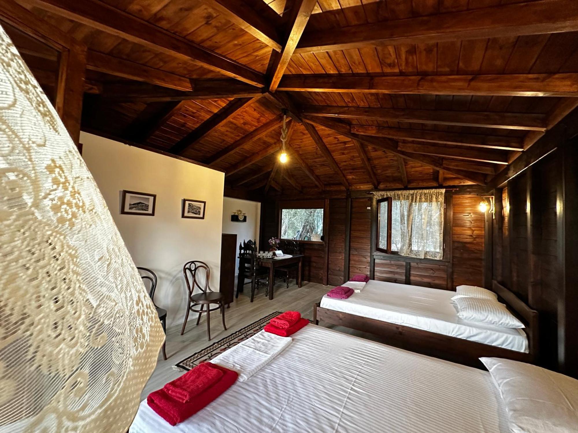 Guest House Gorani Μπεράτ Εξωτερικό φωτογραφία