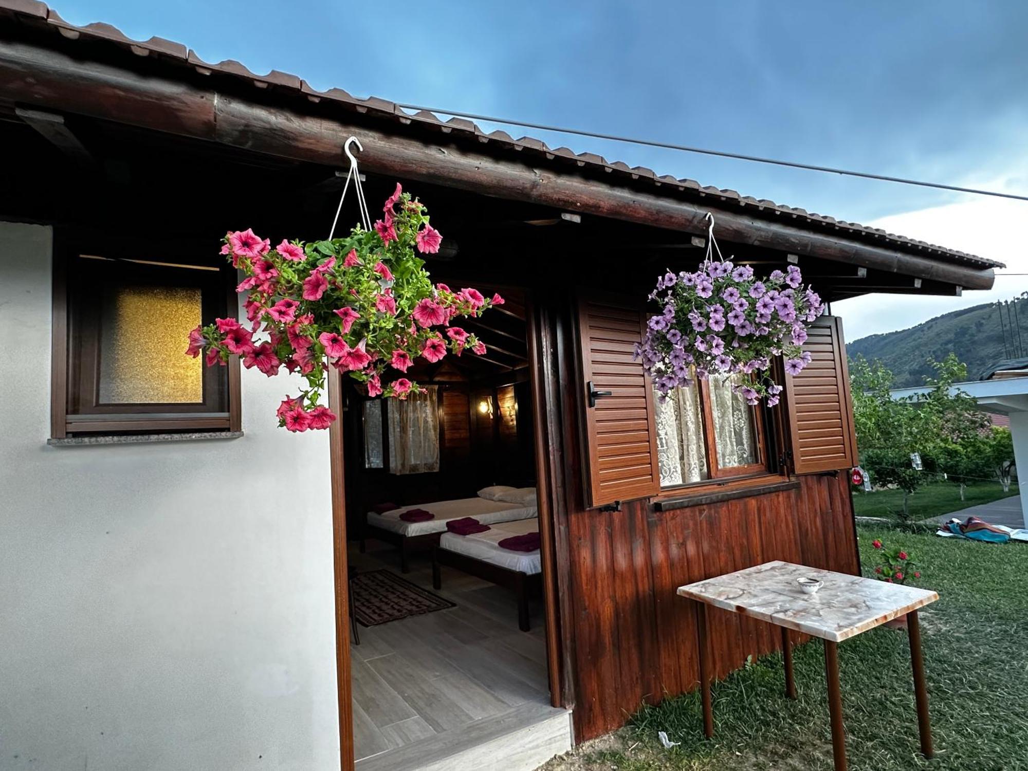 Guest House Gorani Μπεράτ Εξωτερικό φωτογραφία